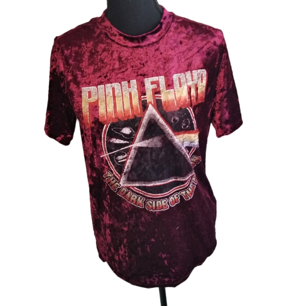 2/$15Pink Floyd red Dark Side S velvet shirt - Picture 1 of 8